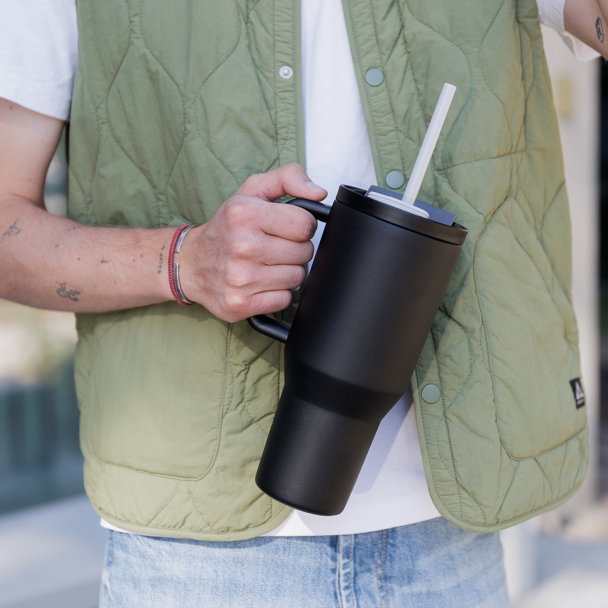 Rio 950 ml Night Rider | Tumbler with telescopic straw | Kambukka
